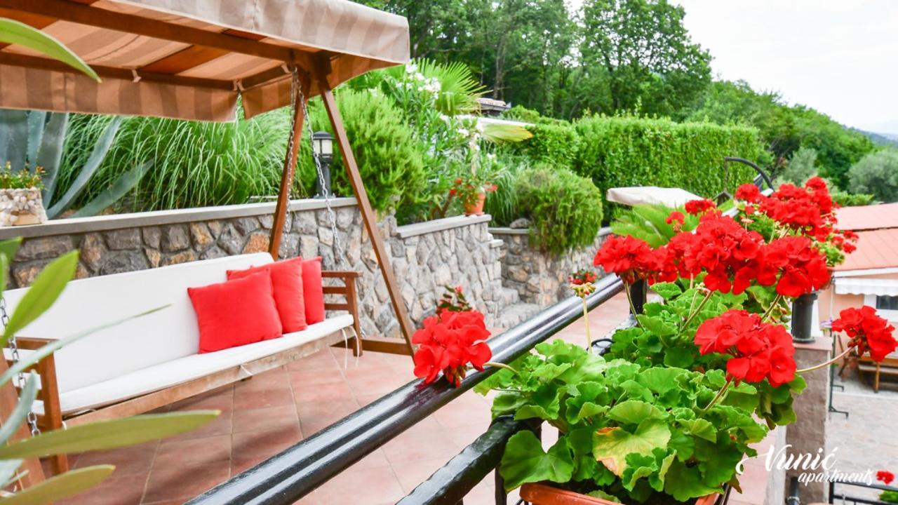 Apartments Vunic Mošćenička Draga エクステリア 写真
