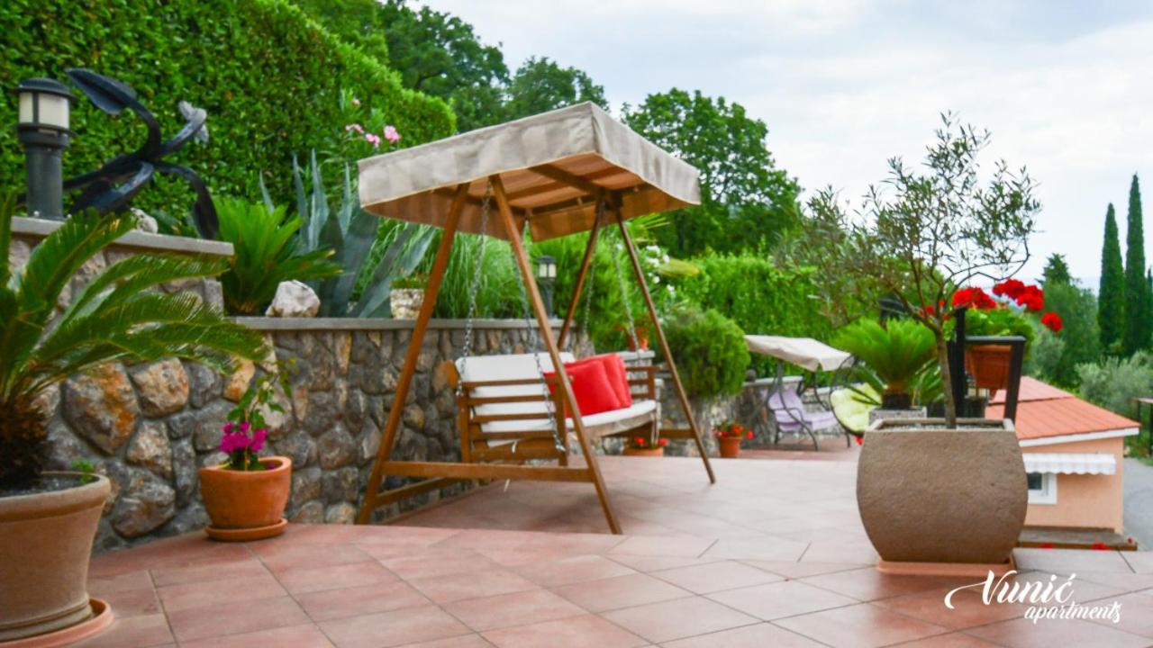 Apartments Vunic Mošćenička Draga エクステリア 写真
