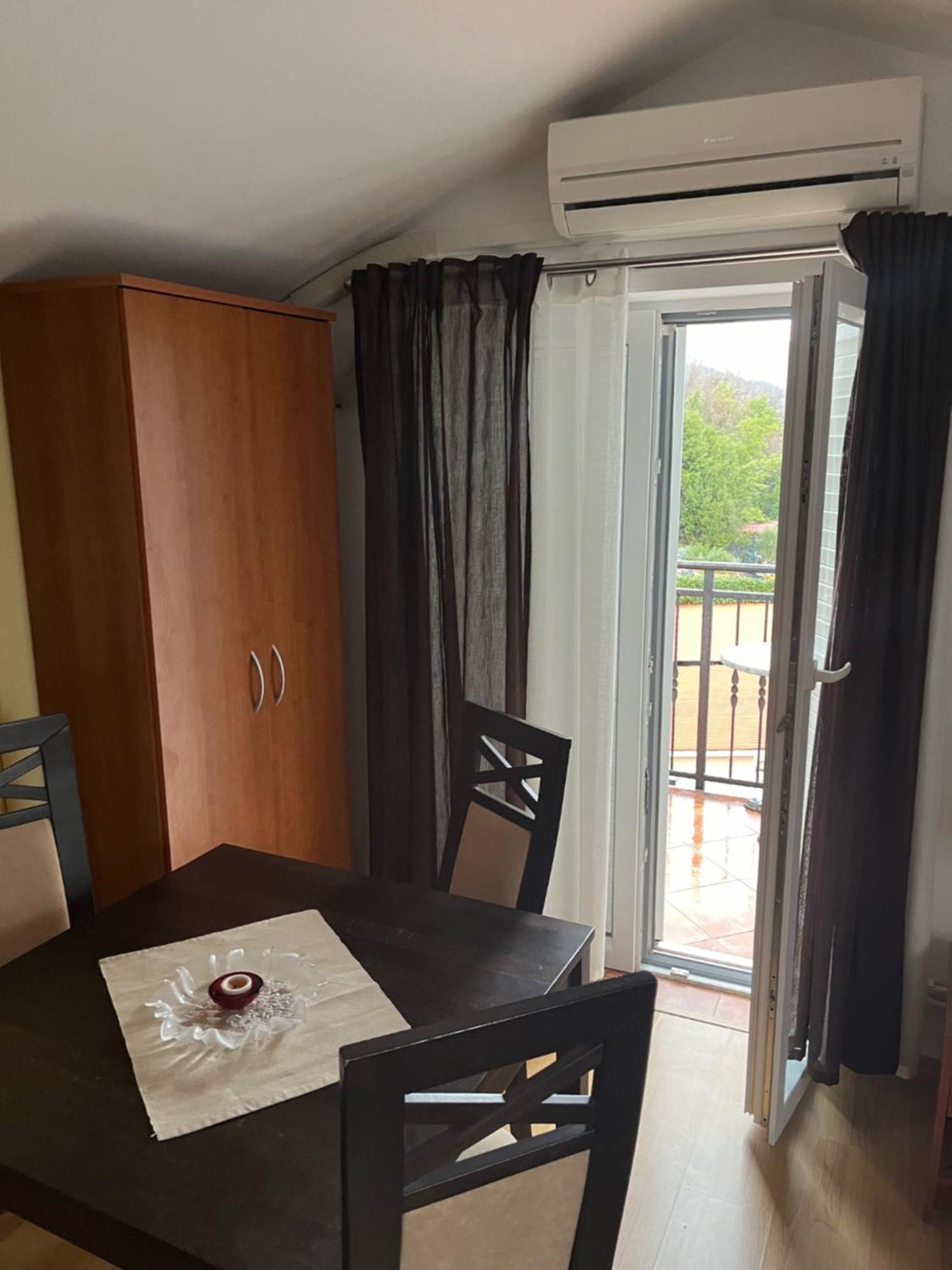Apartments Vunic Mošćenička Draga エクステリア 写真