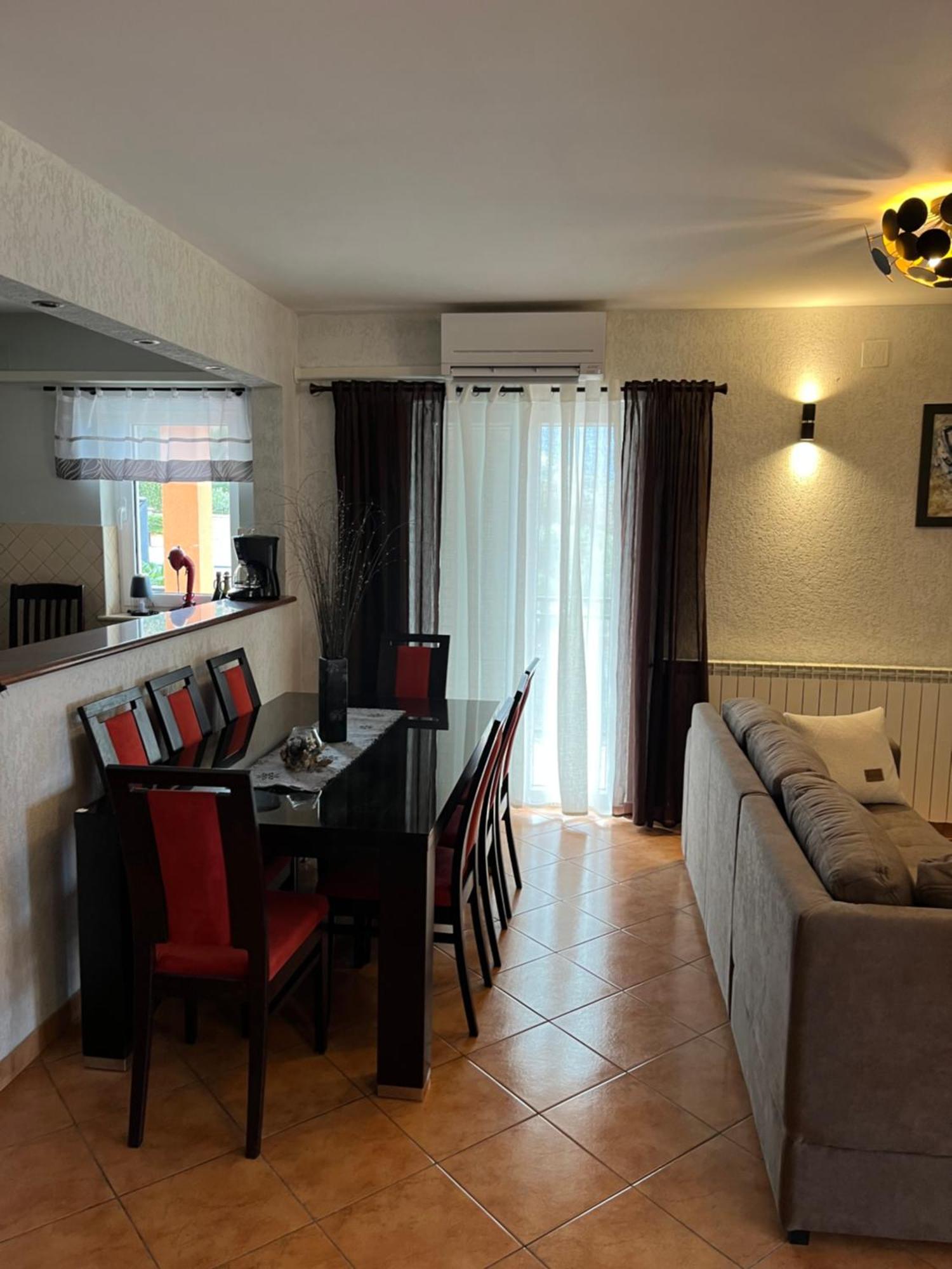 Apartments Vunic Mošćenička Draga エクステリア 写真