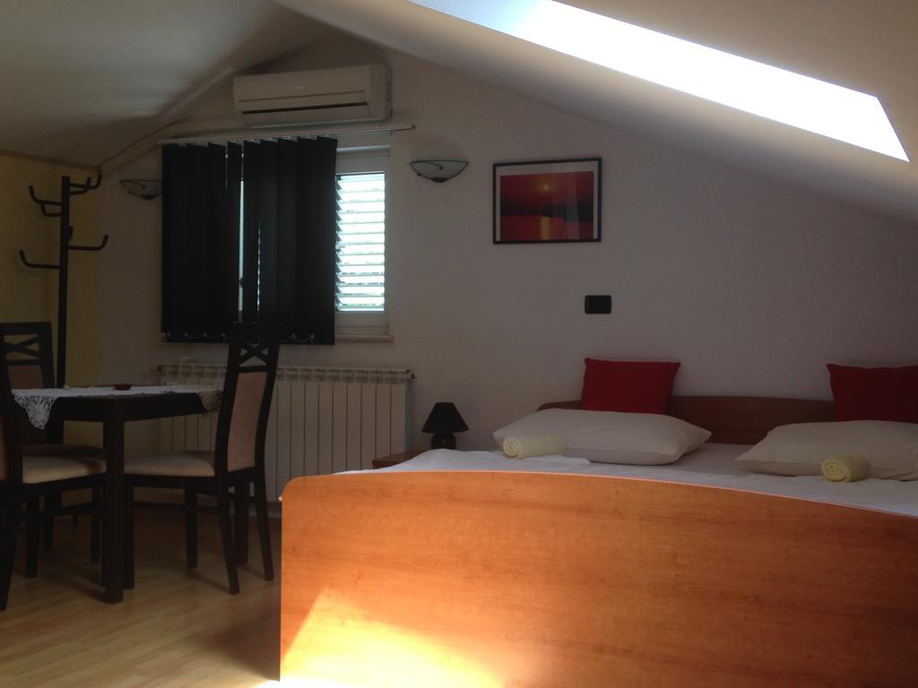 Apartments Vunic Mošćenička Draga エクステリア 写真