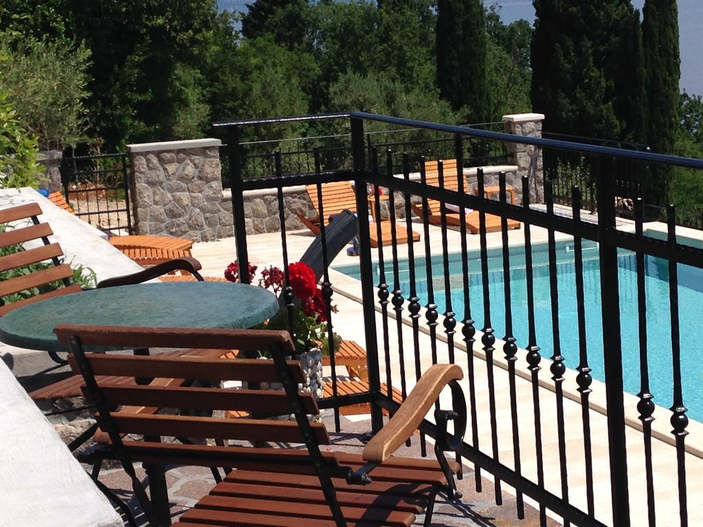 Apartments Vunic Mošćenička Draga エクステリア 写真