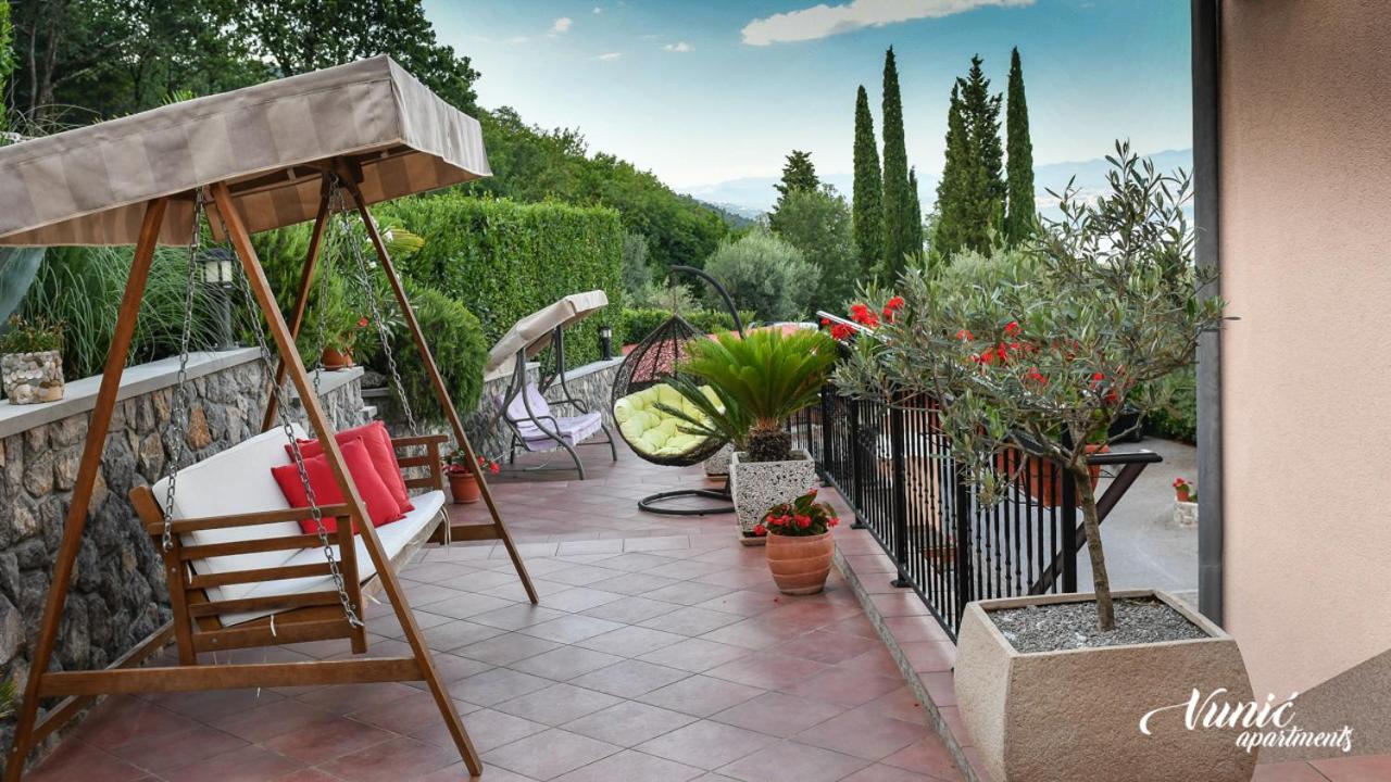 Apartments Vunic Mošćenička Draga エクステリア 写真