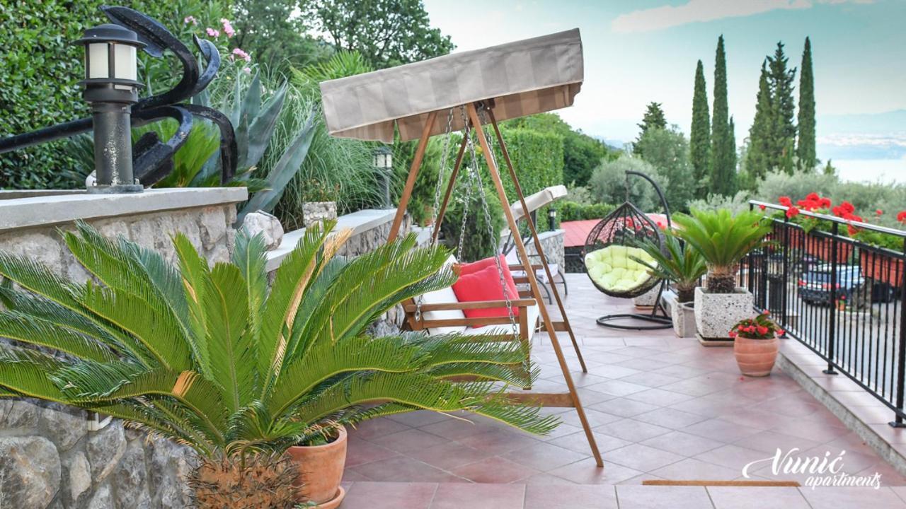 Apartments Vunic Mošćenička Draga エクステリア 写真