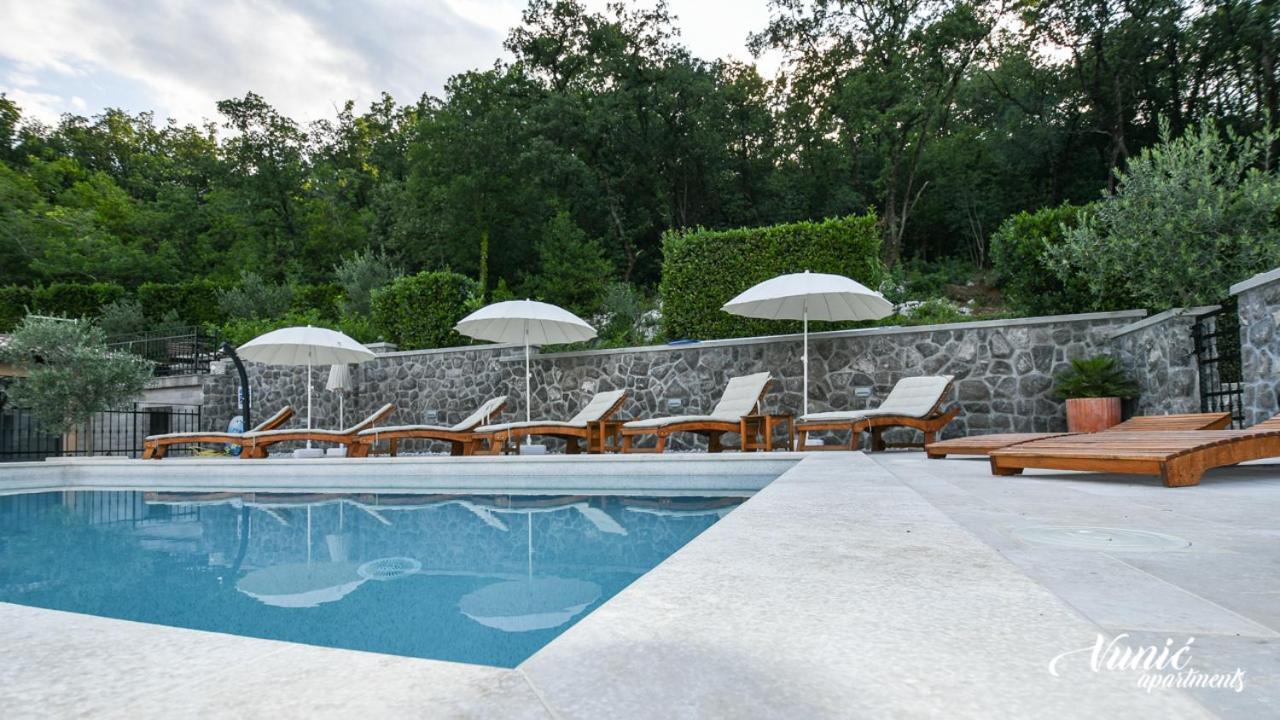 Apartments Vunic Mošćenička Draga エクステリア 写真