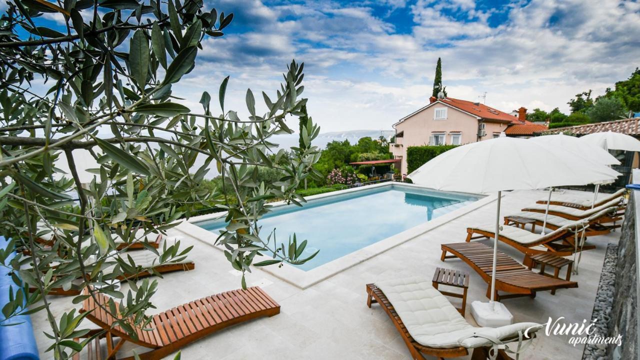 Apartments Vunic Mošćenička Draga エクステリア 写真